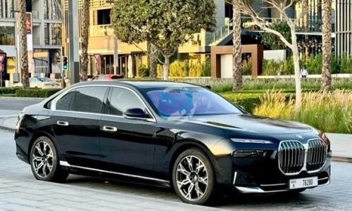 BMW Li735